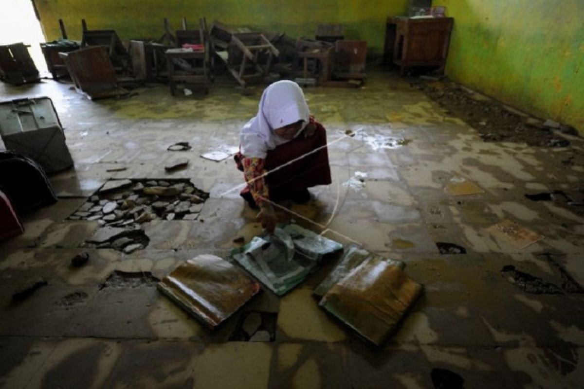 Sekolah masih diliburkan akibat banjir