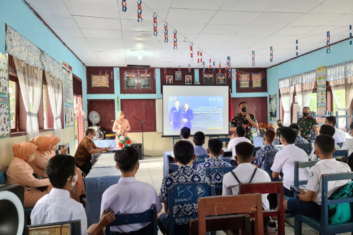 Danlanud Sam Ratulangi Manado sosialisasi SMA Pradita Dirgantara