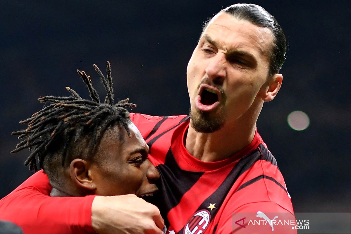 AC Milan perpanjang kontrak Ibrahimovic satu musim lagi