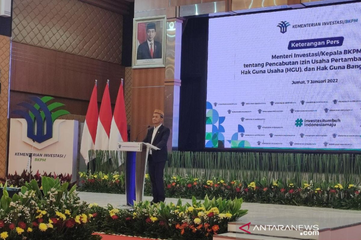 Bahlil sebut Pencabutan 2.078 izin pertambangan tak produktif mulai Senin