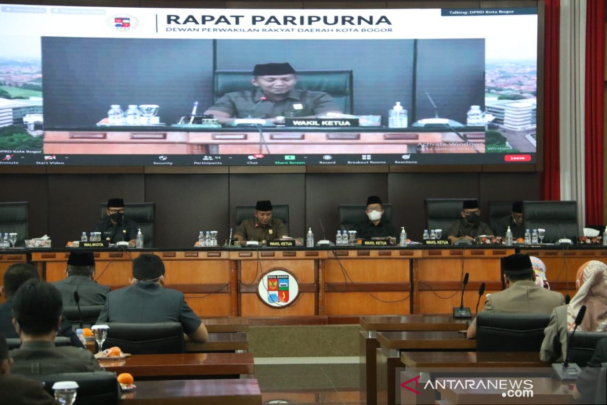 DPRD Kota Bogor bahas tiga raperda pada masa sidang kedua tahun 2022