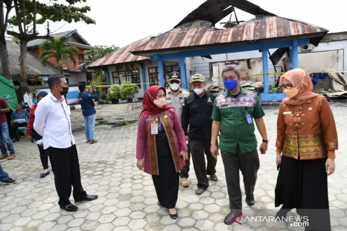 Kerugian kebakaran Dinas Sosial Kota Kendari ditaksir Rp1 miliar lebih