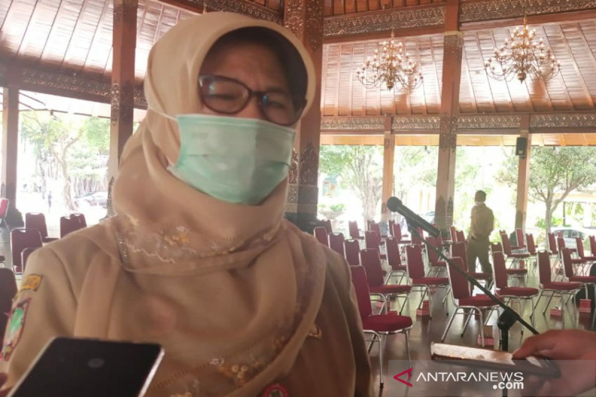 Pemkot Surakarta tunggu petunjuk pusat terkait vaksinasi "booster"