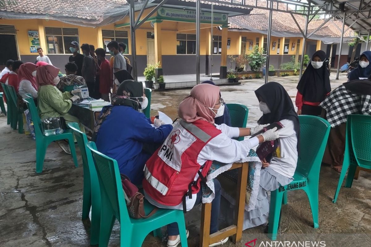 PMI Kota Cilegon jemput bola untuk genjot angka vaksinasi