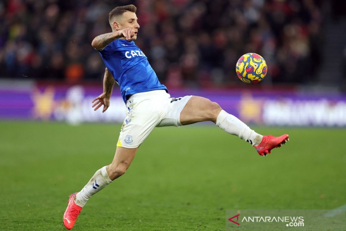 Lucas Digne tak betah di Everton