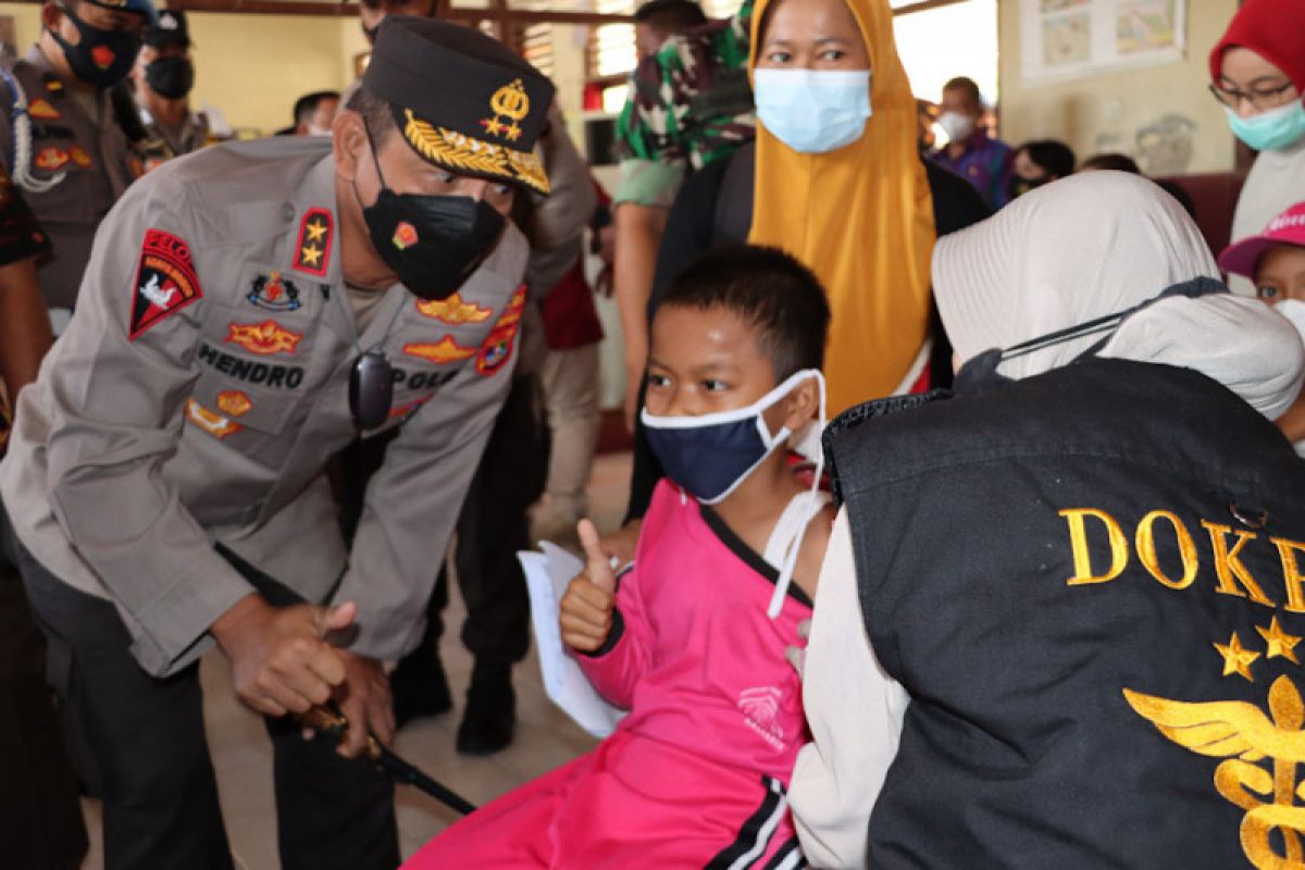 Tinjau vaksinasi serentak di Lampung Selatan, Kapolda : Ingin PTM terlaksana 100 persen, ini syaratnya