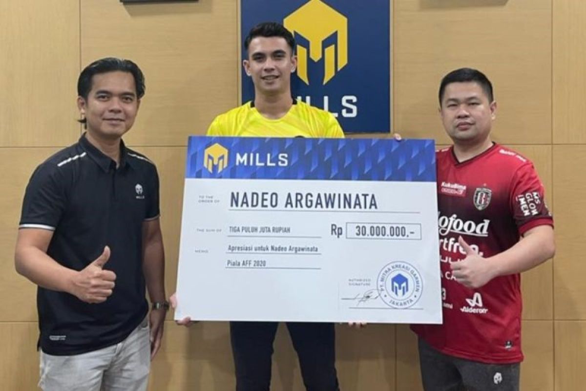 Nadeo Argawinata diguyur bonus usai tampil gemilang pada Piala AFF di Singapura