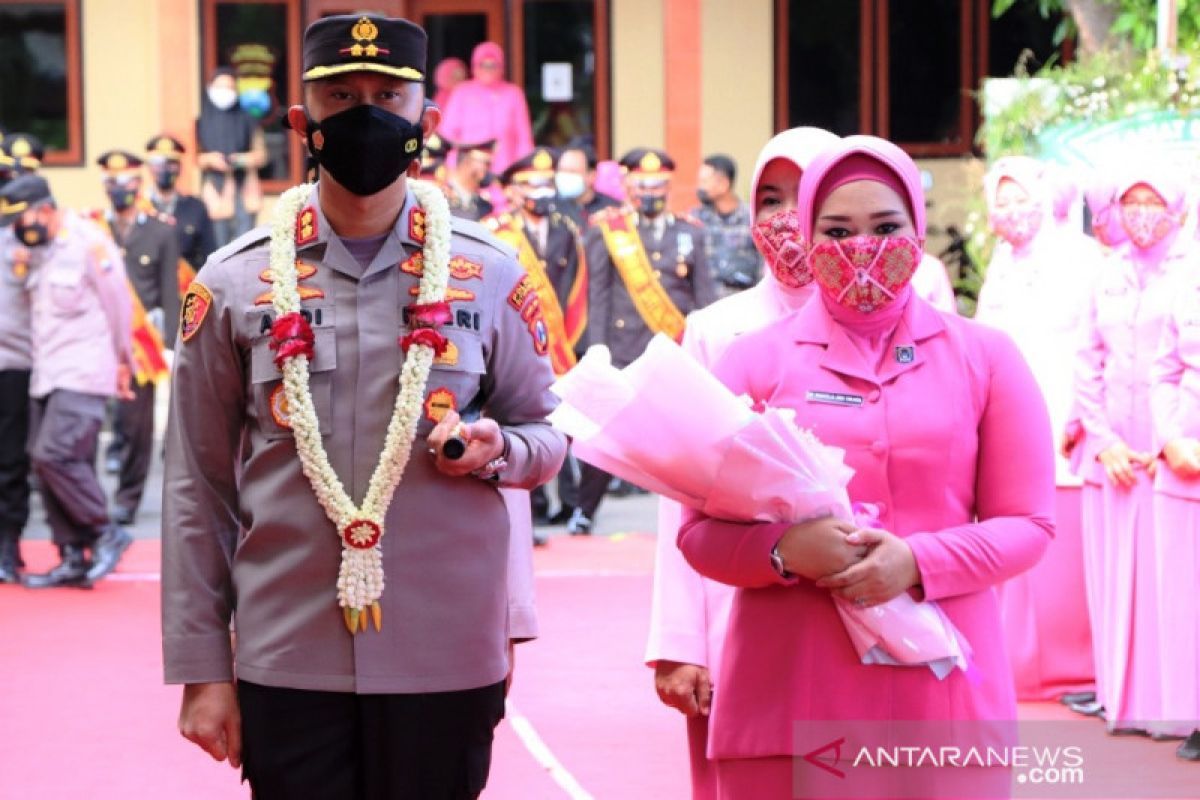 Putra mantan Jaksa Agung pimpin Polres Situbondo