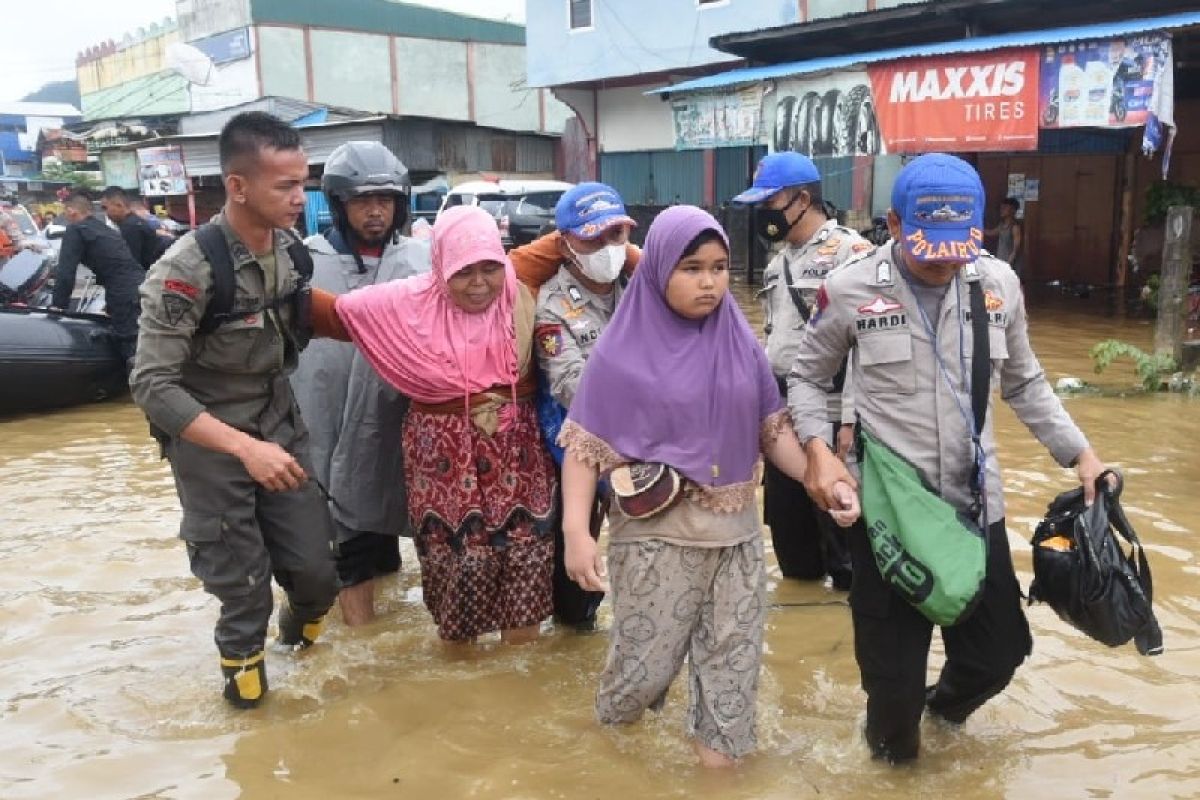 Sebanyak 7.005 warga Kota Jayapura terdampak bencana banjir