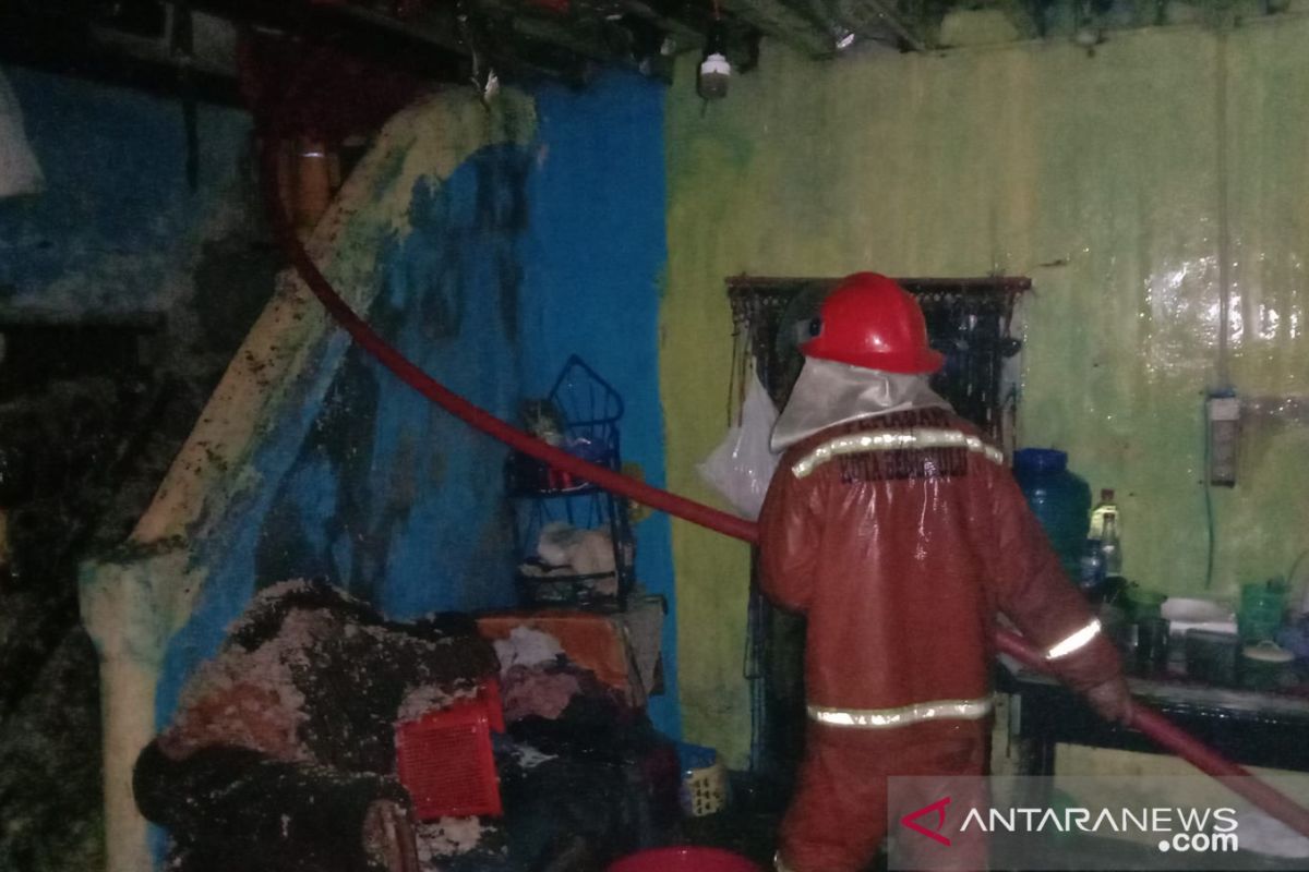 Dua rumah dan 8 kontrakan di Bengkulu terbakar