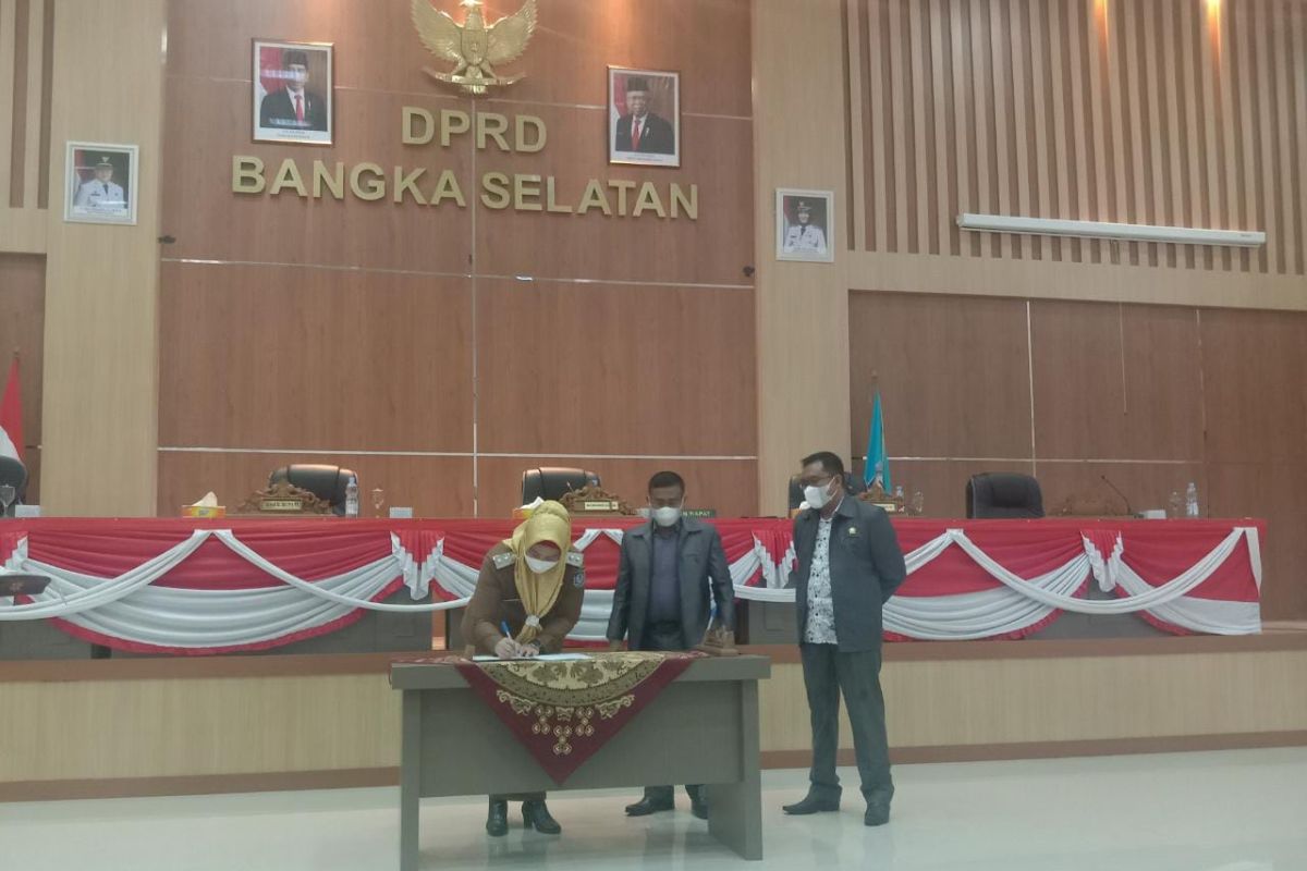 Semua fraksi DPRD Bangka Selatan dukung tiga Raperda