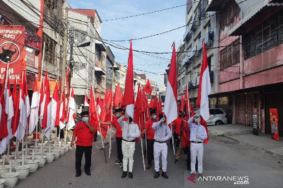 PDIP Medan ikuti upacara HUT ke-49