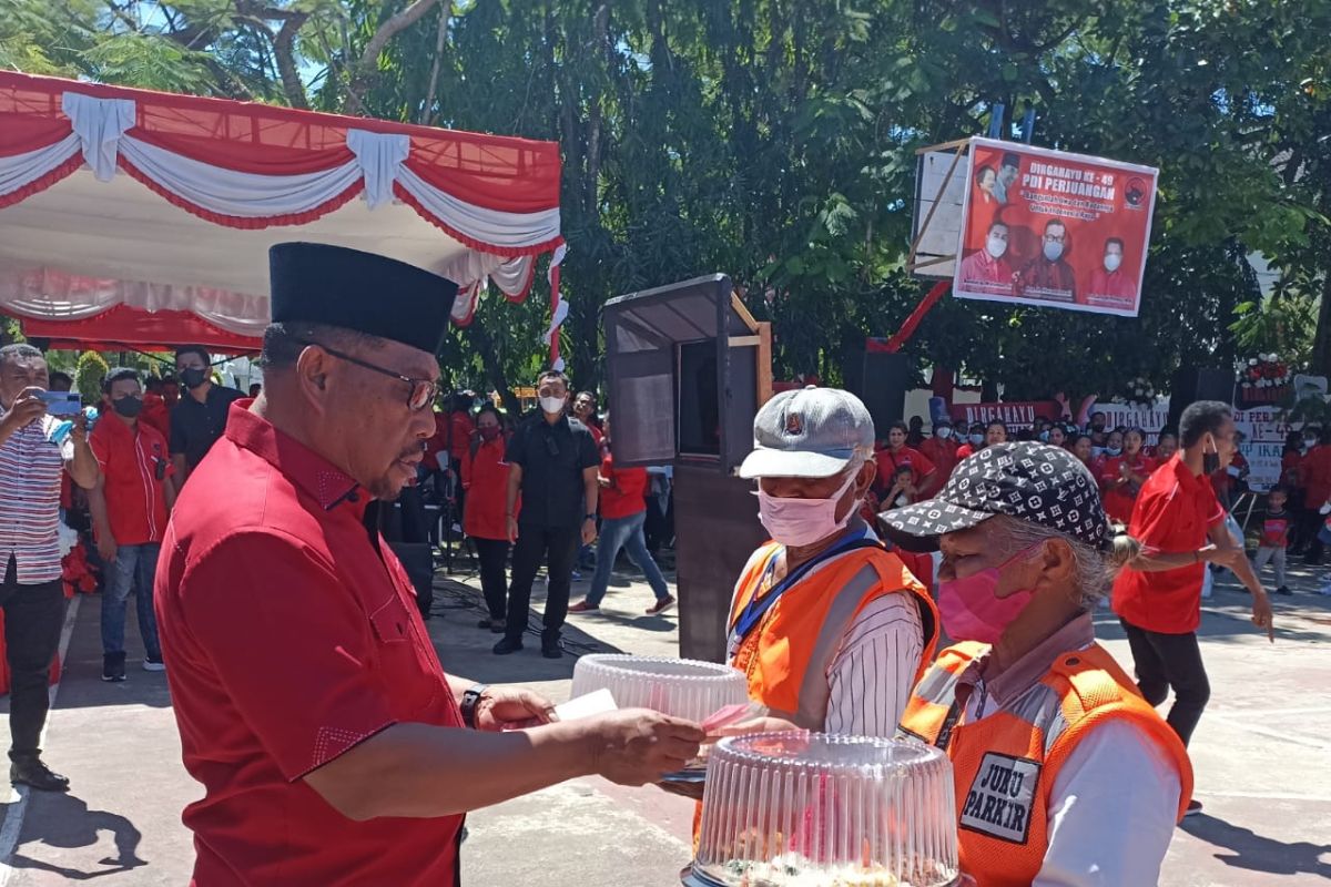 Kader PDI Pejuangan diajak gotong royong bangun Maluku, persaingan 2024 ketat