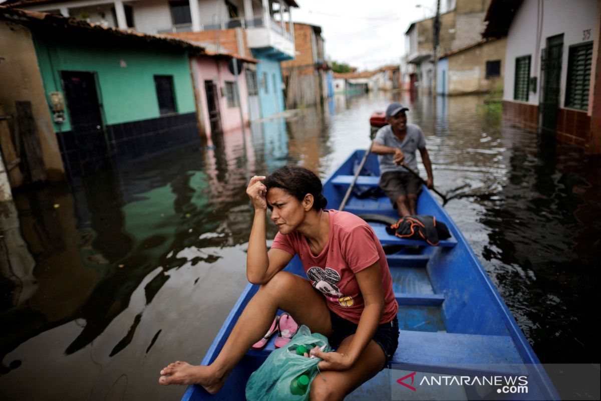 Jumlah korban banjir di Brasil jadi 48, hujan diprediksi turun lagi