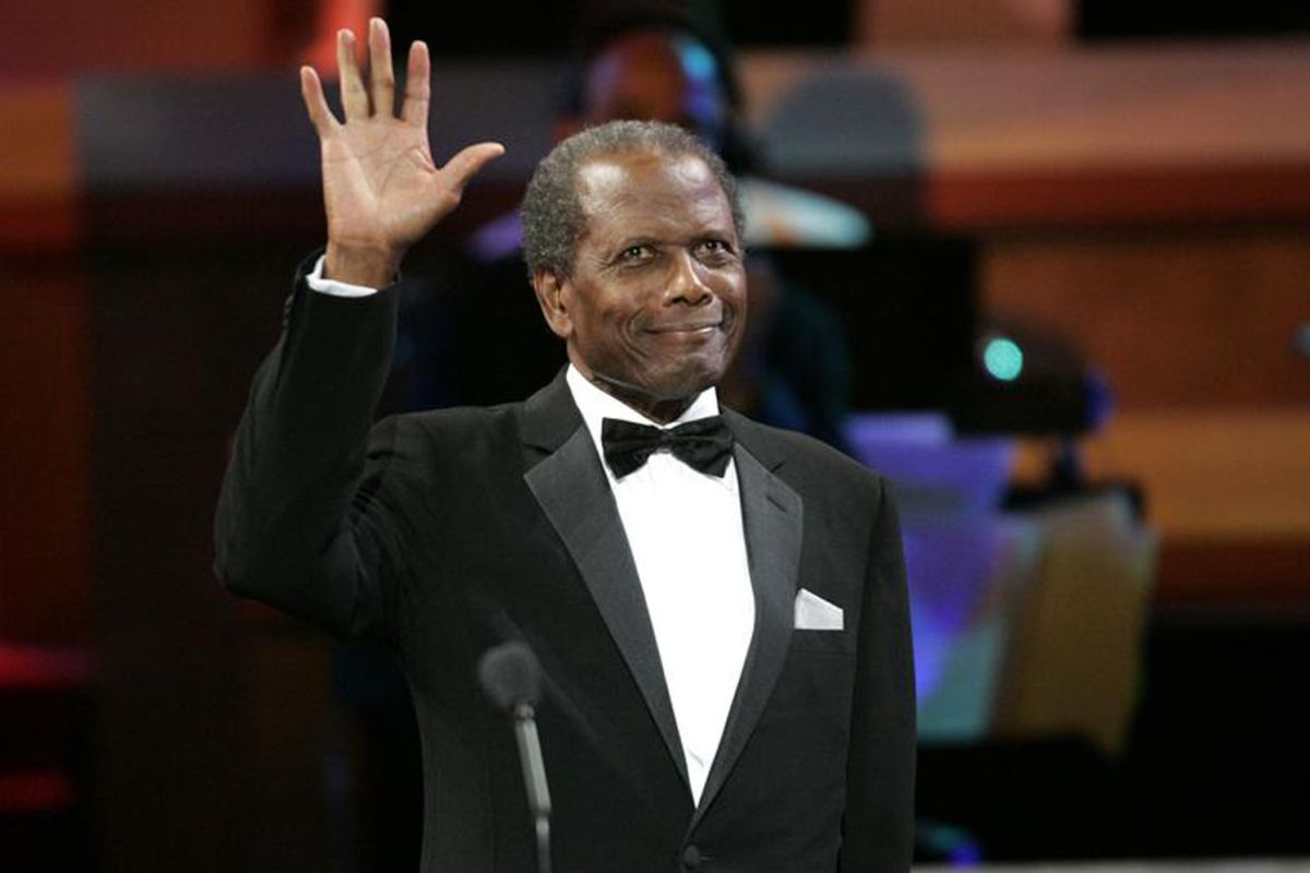 Apple TV+ akan buat film dokumenter Sidney Poitier