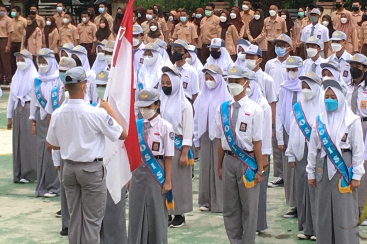 Batam mulai sekolah  tatap muka 100 persen