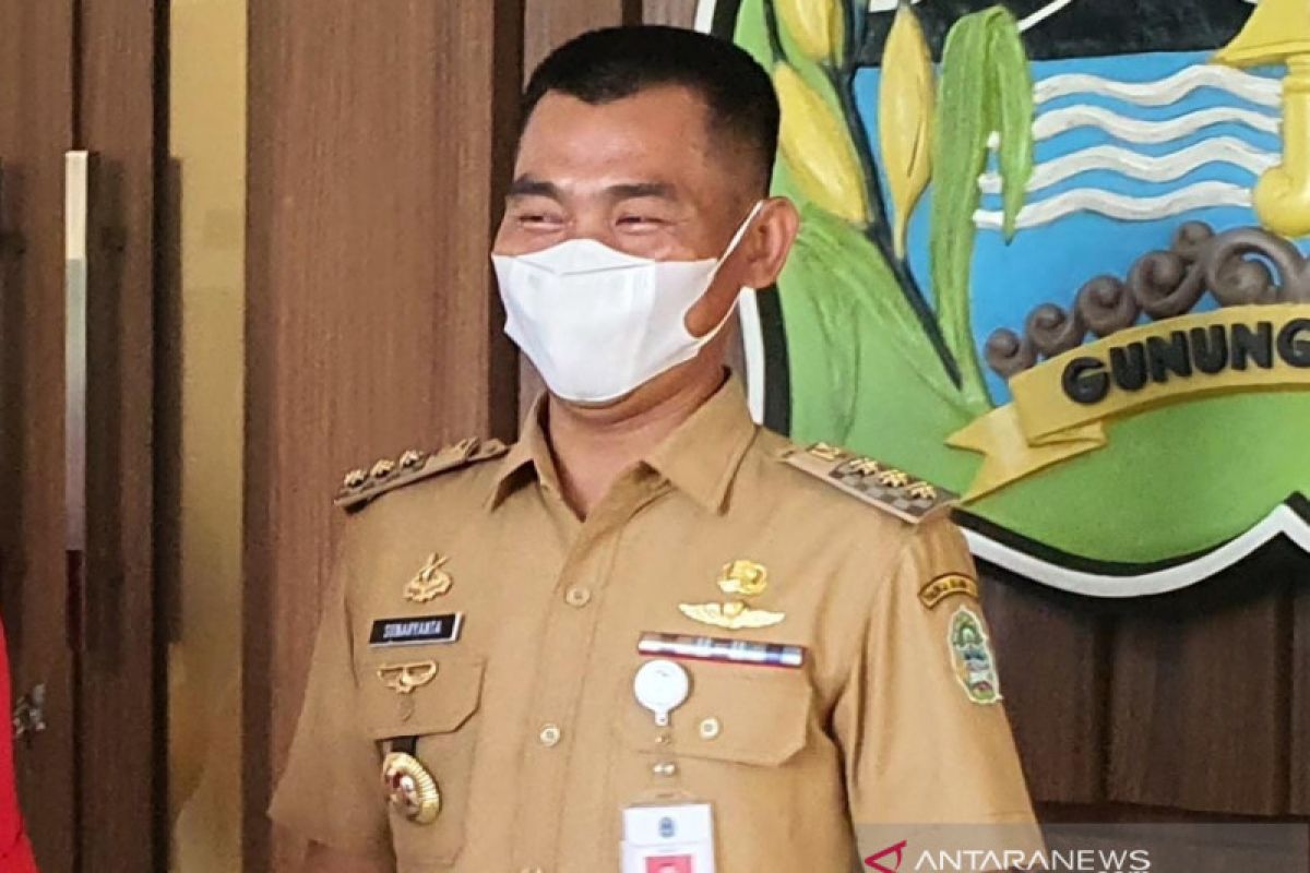 Bupati Gunung Kidul mengapresiasi tenaga kesehatan mampu tekan COVID-19