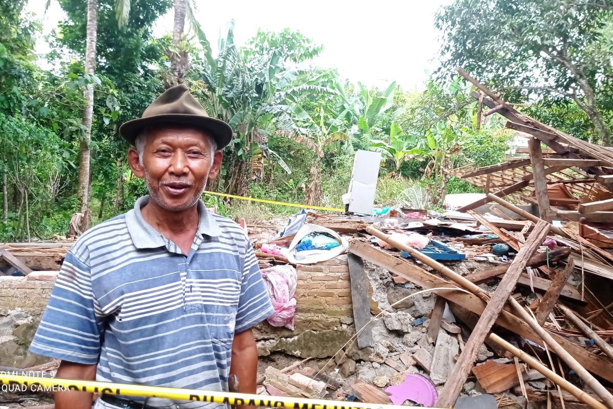 Ledakan bom ikan akibatkan tujuh rumah warga rusak