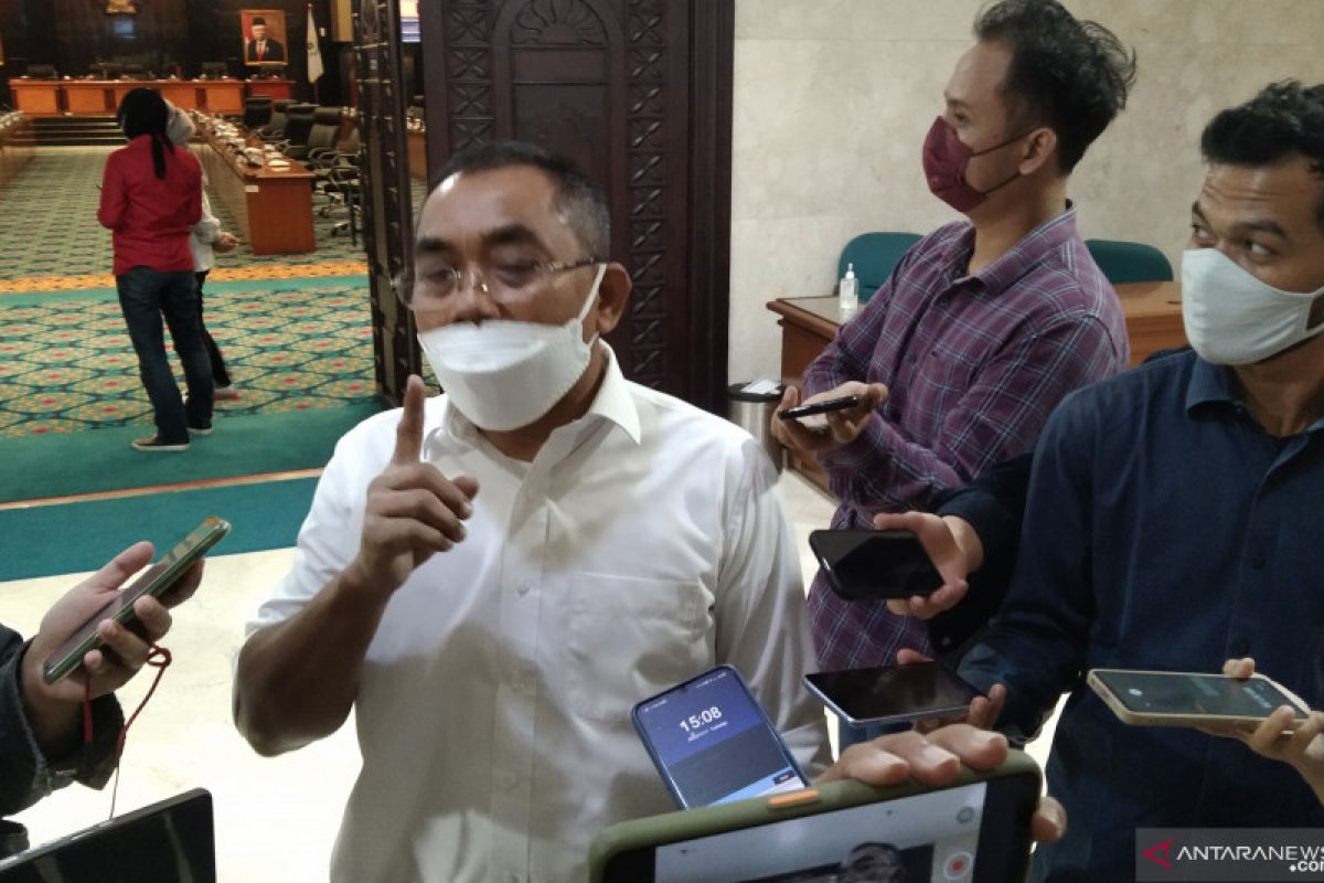 Legislator tak tau soal anggaran pakaian dinas Rp1,7 miliar