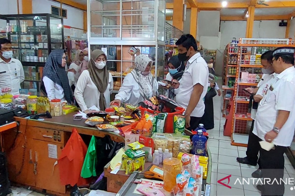 Satgas pangan Tanah Bumbu cegah peredaran pangan kedaluwarsa