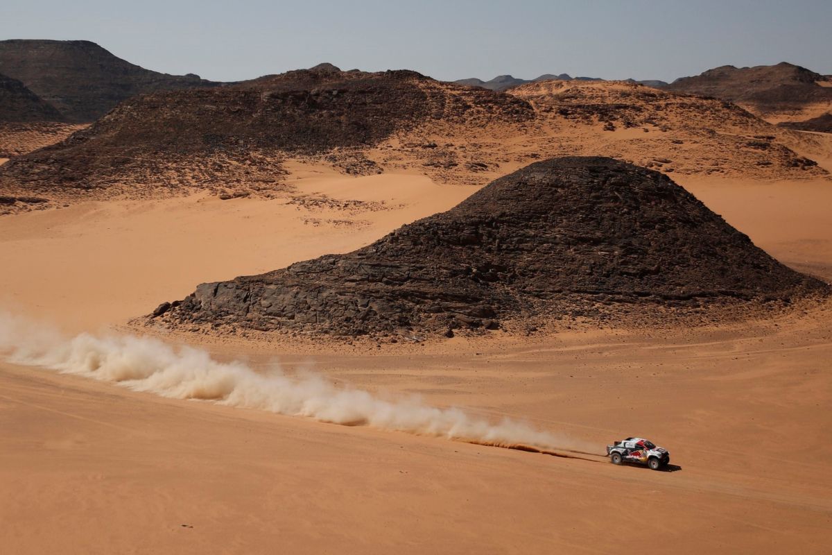 Reli Dakar: De Villiers bawa Toyota sapu podium etape 9, Al Attiyah perlebar jarak