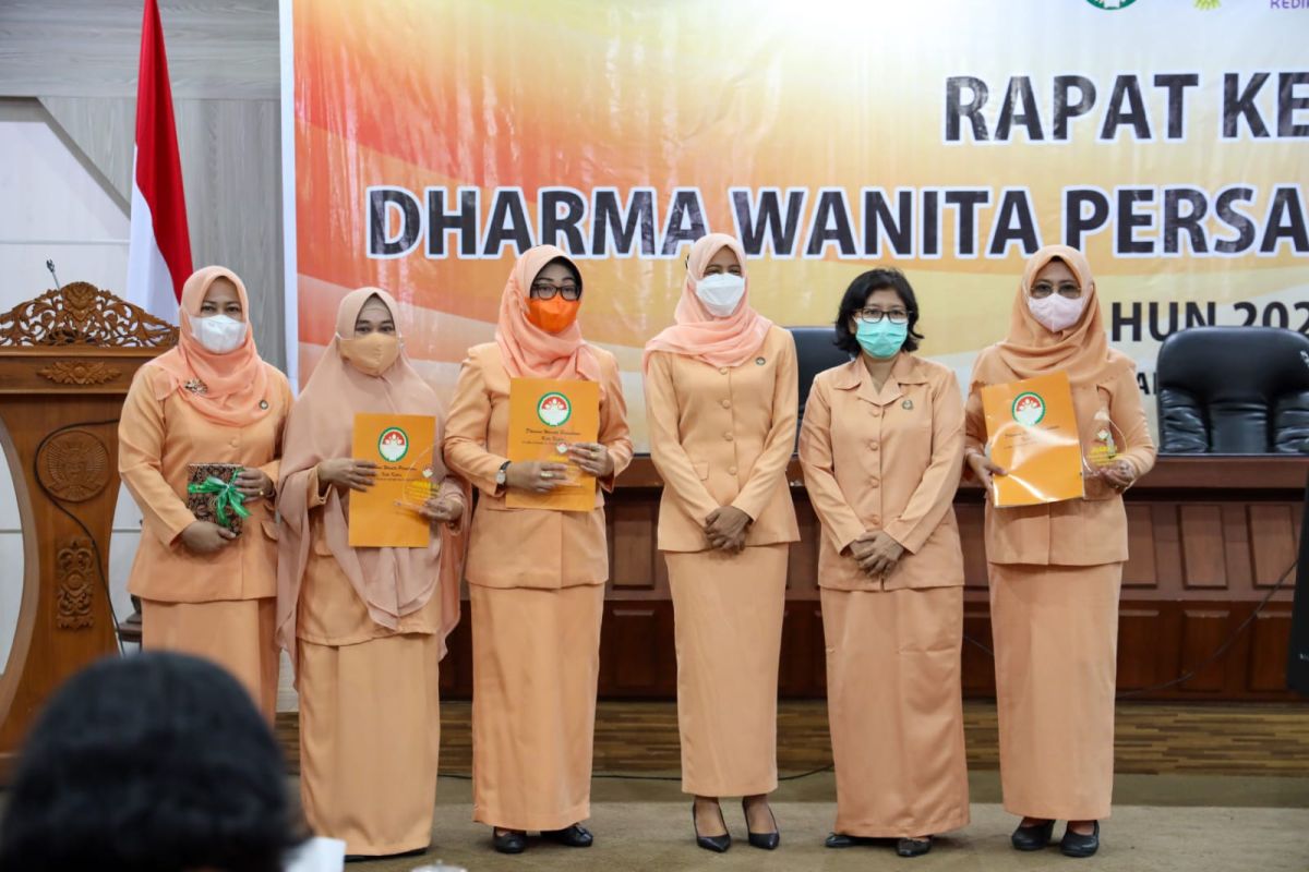 DPW UP Dinas Kominfo raih juara e-reporting