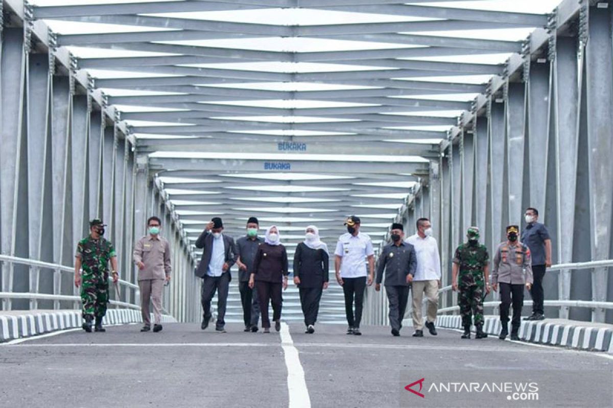 Gubernur Jatim harapkan Jembatan TBT pengaruhi sektor ekonomi