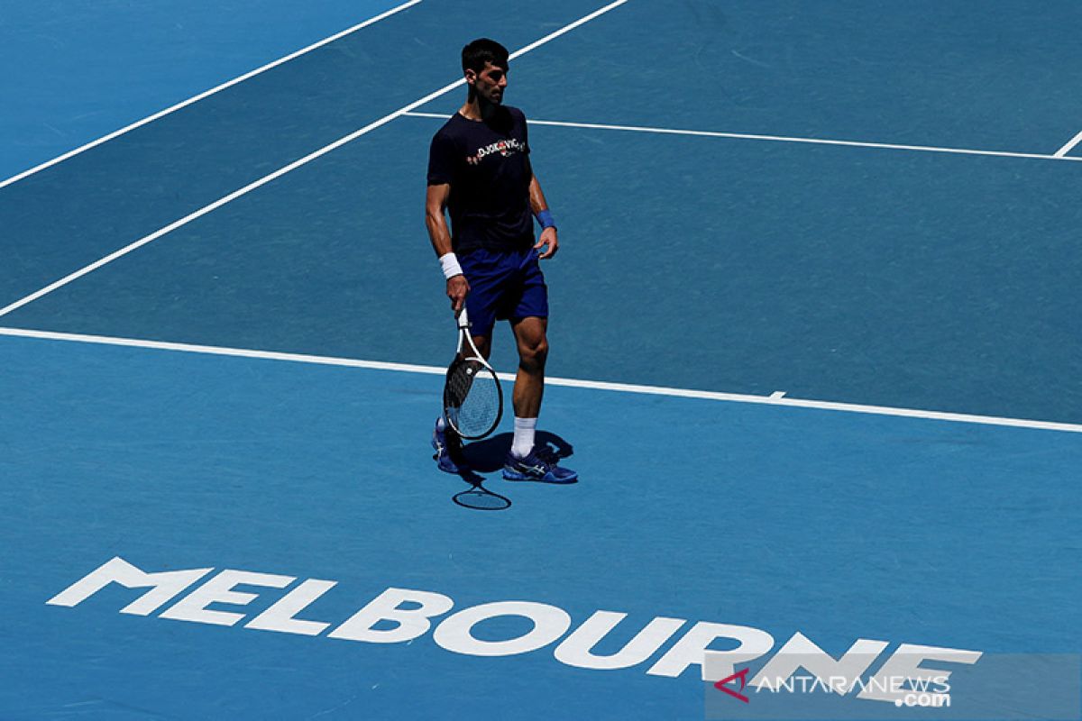 Petenis dunia Djokovic kembali ke hotel detensi imigrasi Australia