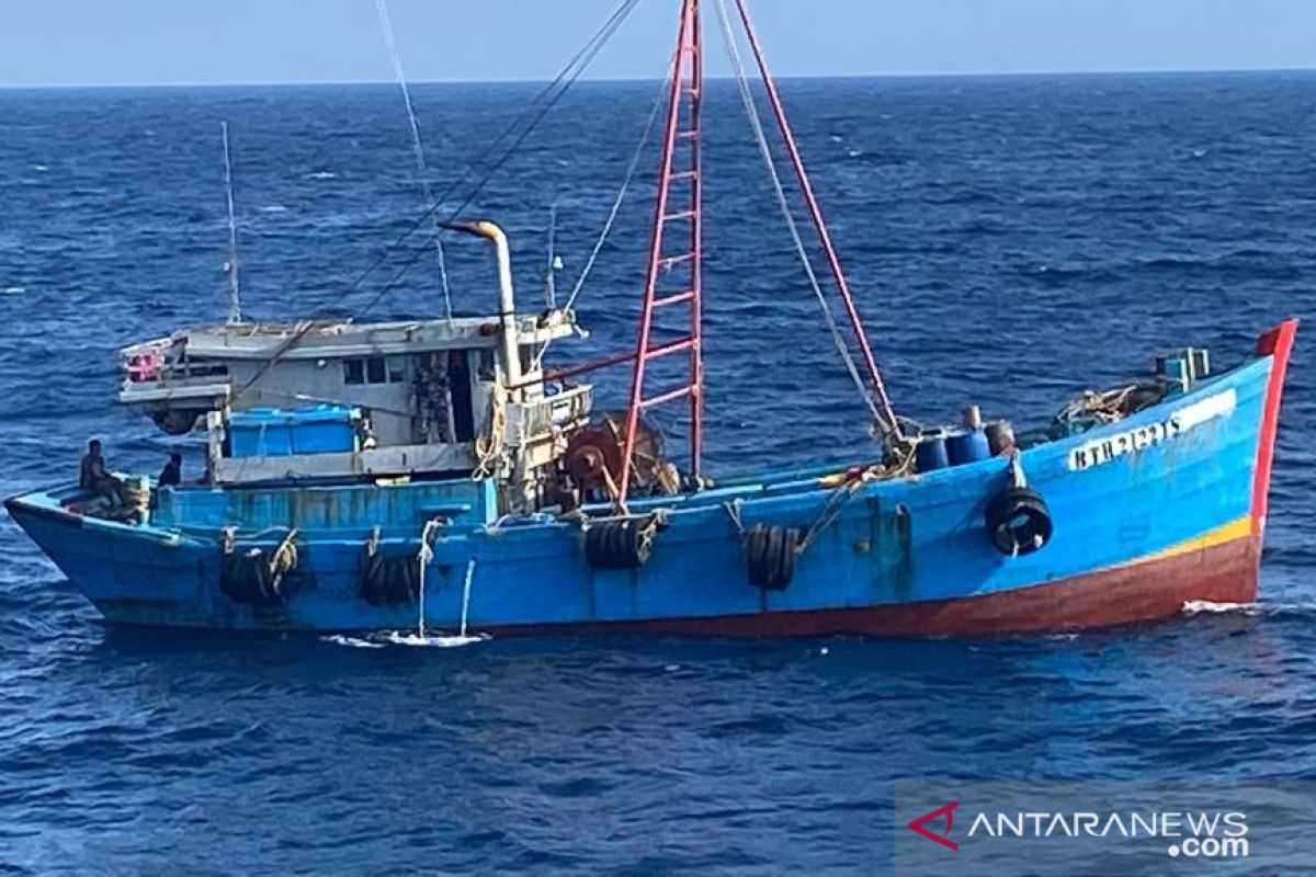 TNI AL tangkap 3 KIA di laut Natuna