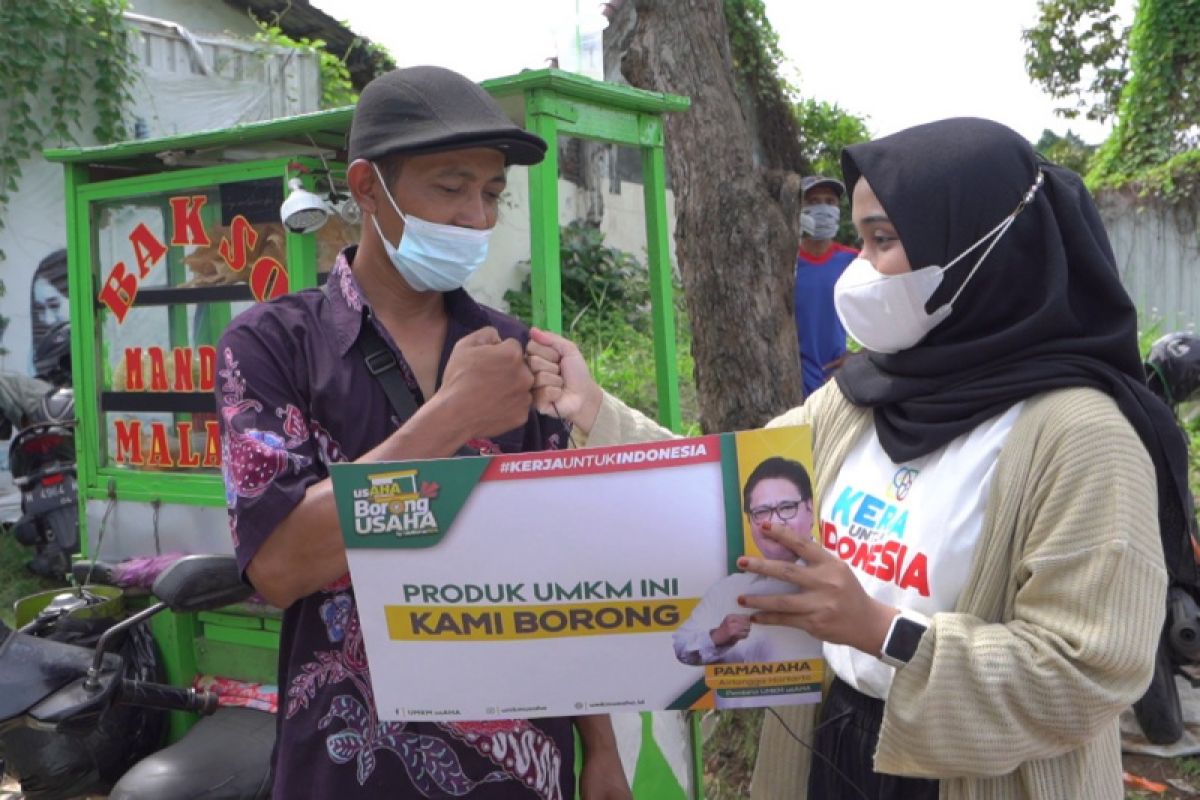 UMKM binaan Airlangga Hartarto borong dagangan PKL Jateng-DIY