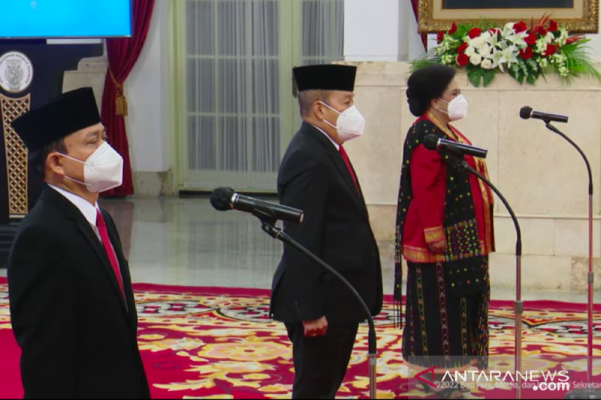 Presiden Joko Widodo lantik tiga Dubes untuk negara sahabat di Istana Negara