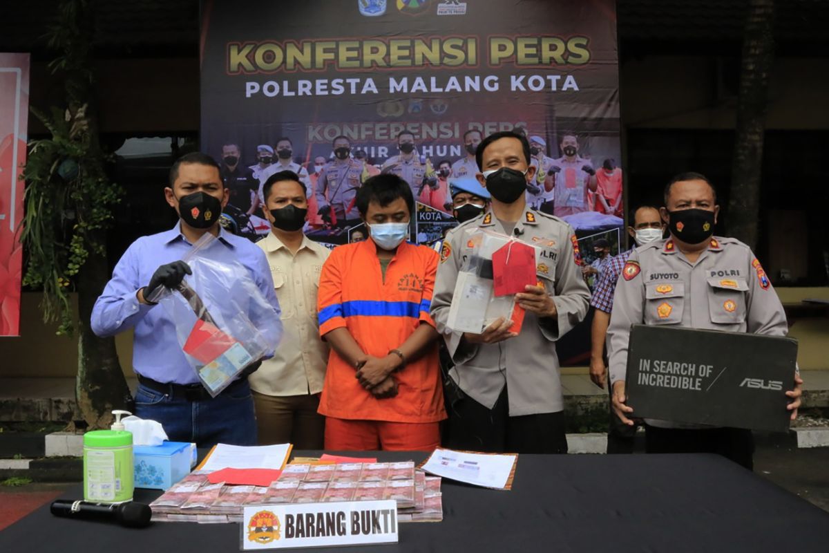 Pencuri belasan ponsel dan laptop di Malang diringkus polisi