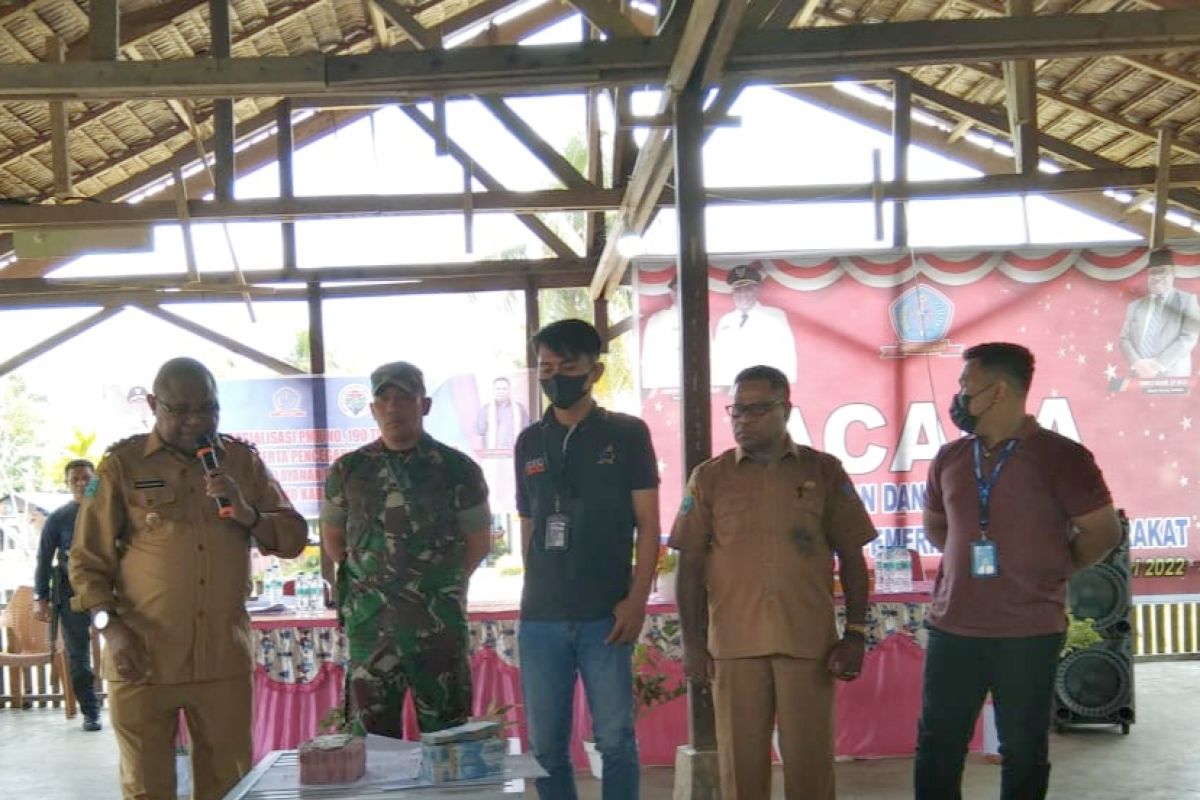 Pemkab Sorong Selatan salurkan Rp4,9 miliar dana desa di wilayah Imekko