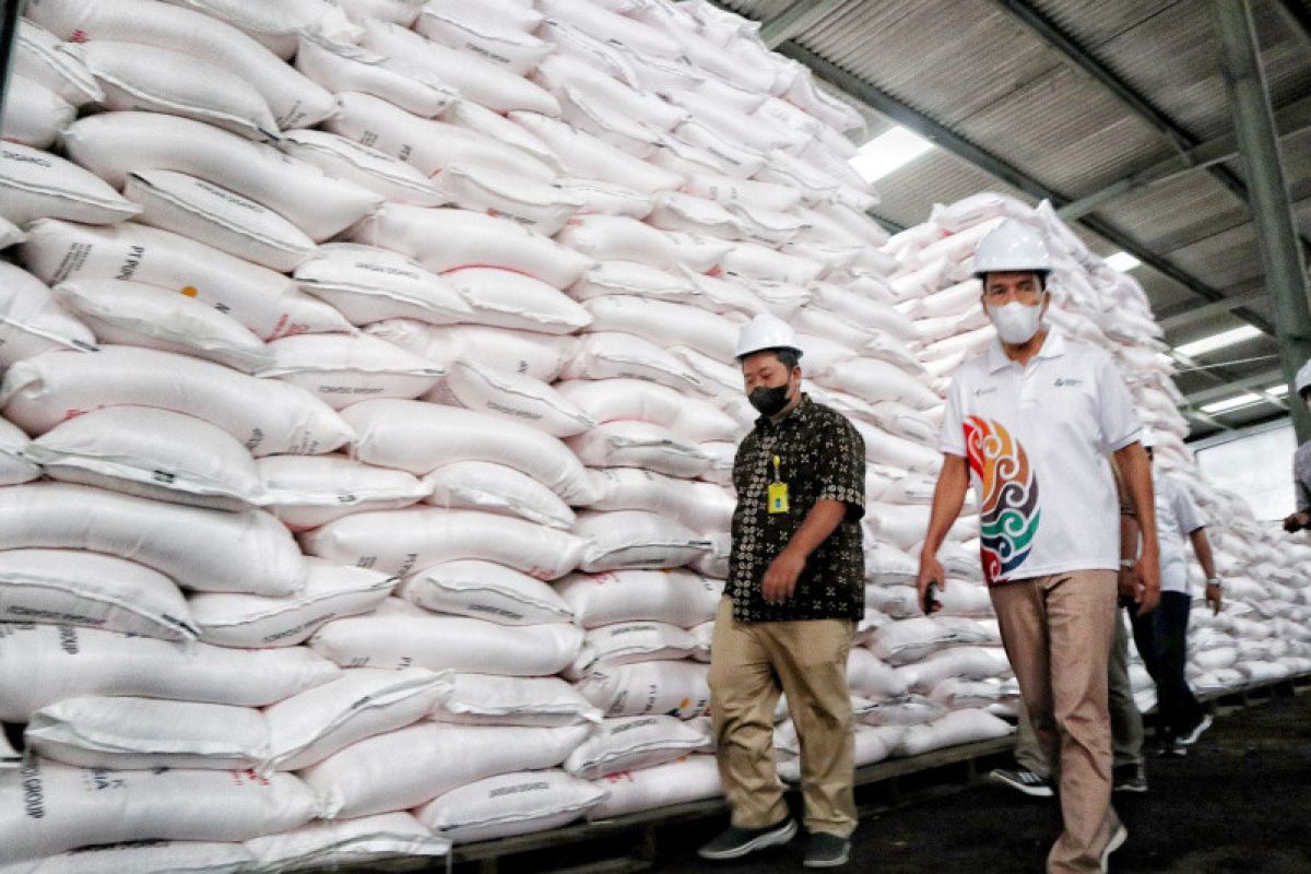 Pupuk Indonesia uji coba distribusi pupuk bersubsidi melalui KA