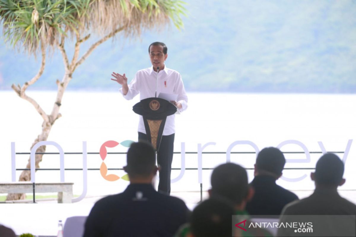 Presiden Jokowi luncurkan BUMN sektor pariwisata "InJourney"