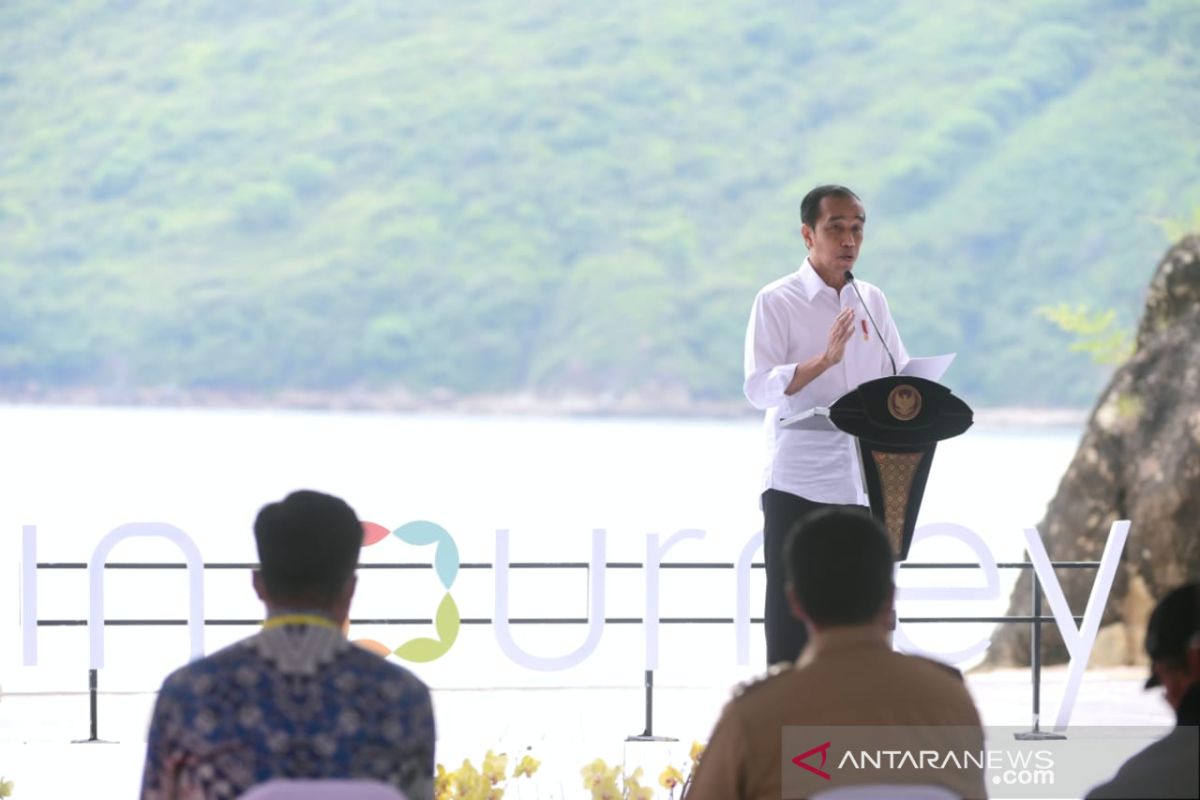 Jokowi asks state-run tourism holding to be agile, professional