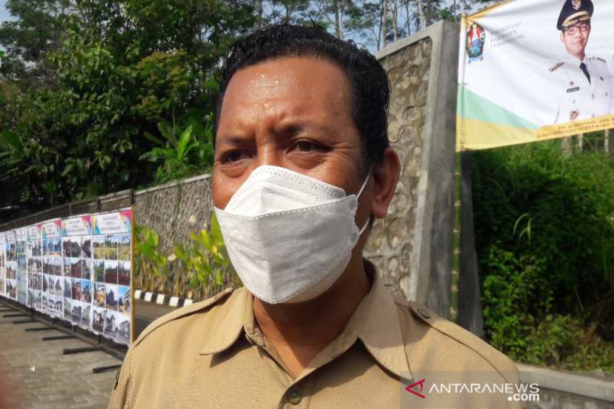 Temanggung belum laksanakan pembelajaran tatap muka 100 persen