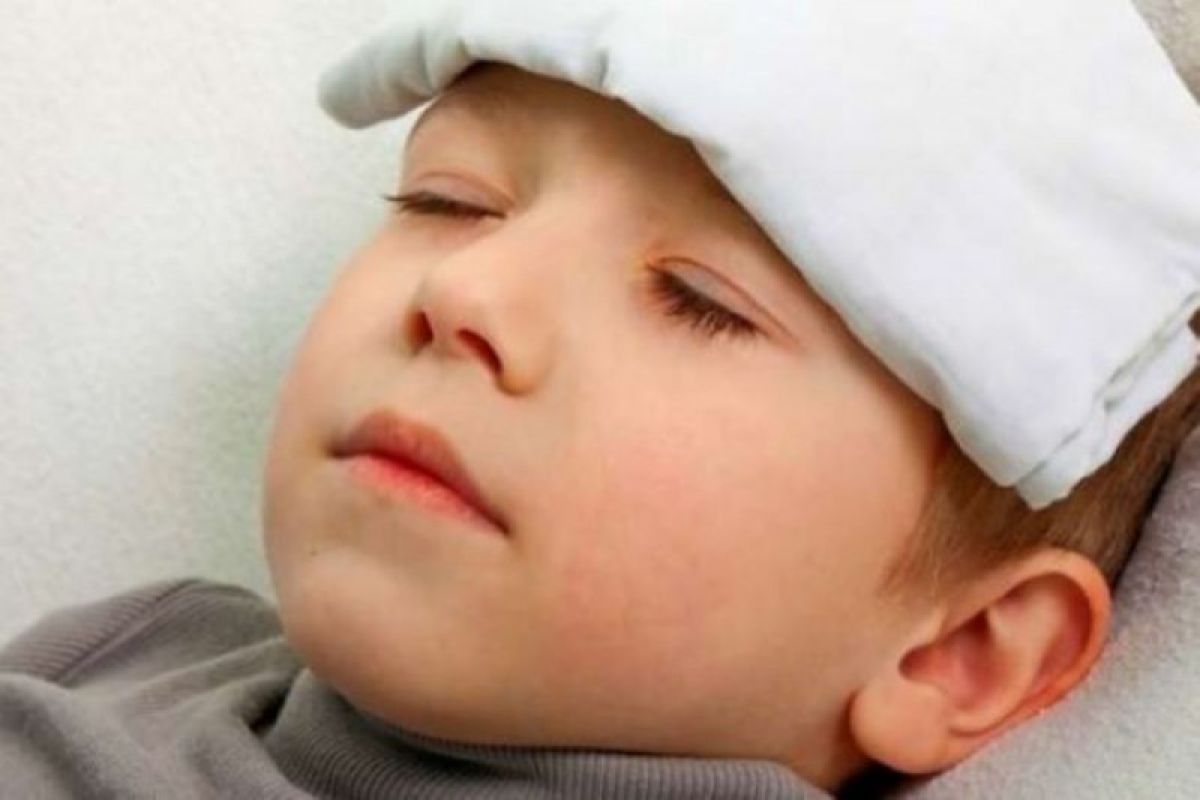 Kenali delapan kondisi tertentu demam pada anak