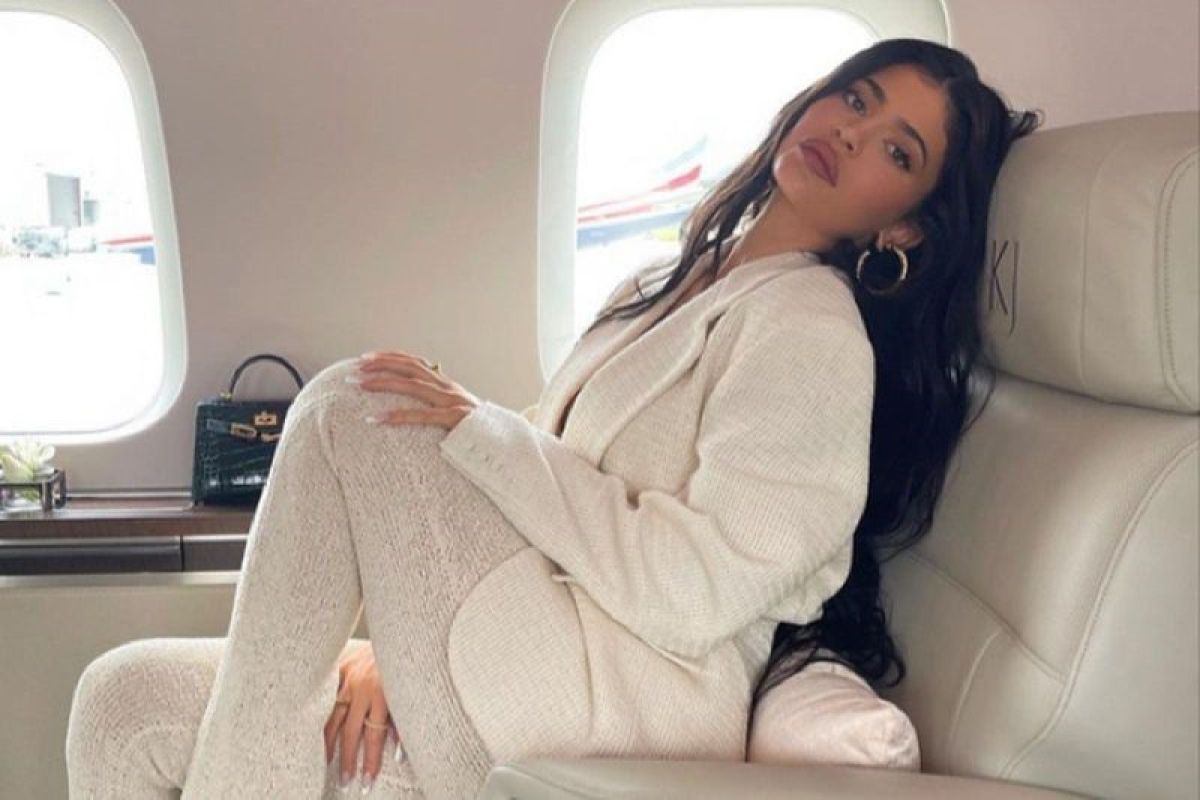 Kylie Jenner jadi wanita no.1 dengan pengikut terbanyak di Instagram