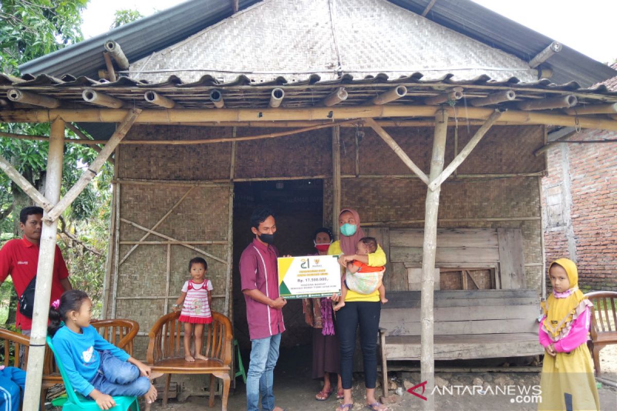 Pemilik rumah panggung di Kudus peroleh bantuan puluhan juta rupiah