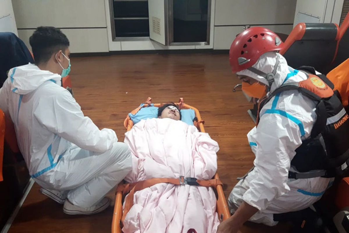 Tim SAR evakuasi warga negara China kecelakaan kerja di kapal