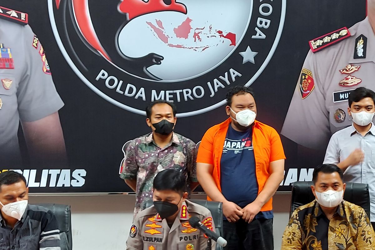 Polisi buru pemasok tembakau sintetis kepada Fico Fachriza