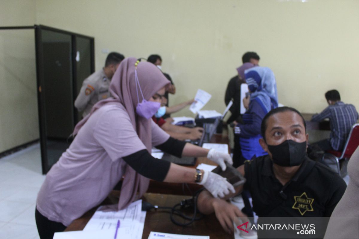 Polres Bangka Tengah gelar vaksinasi penguat
