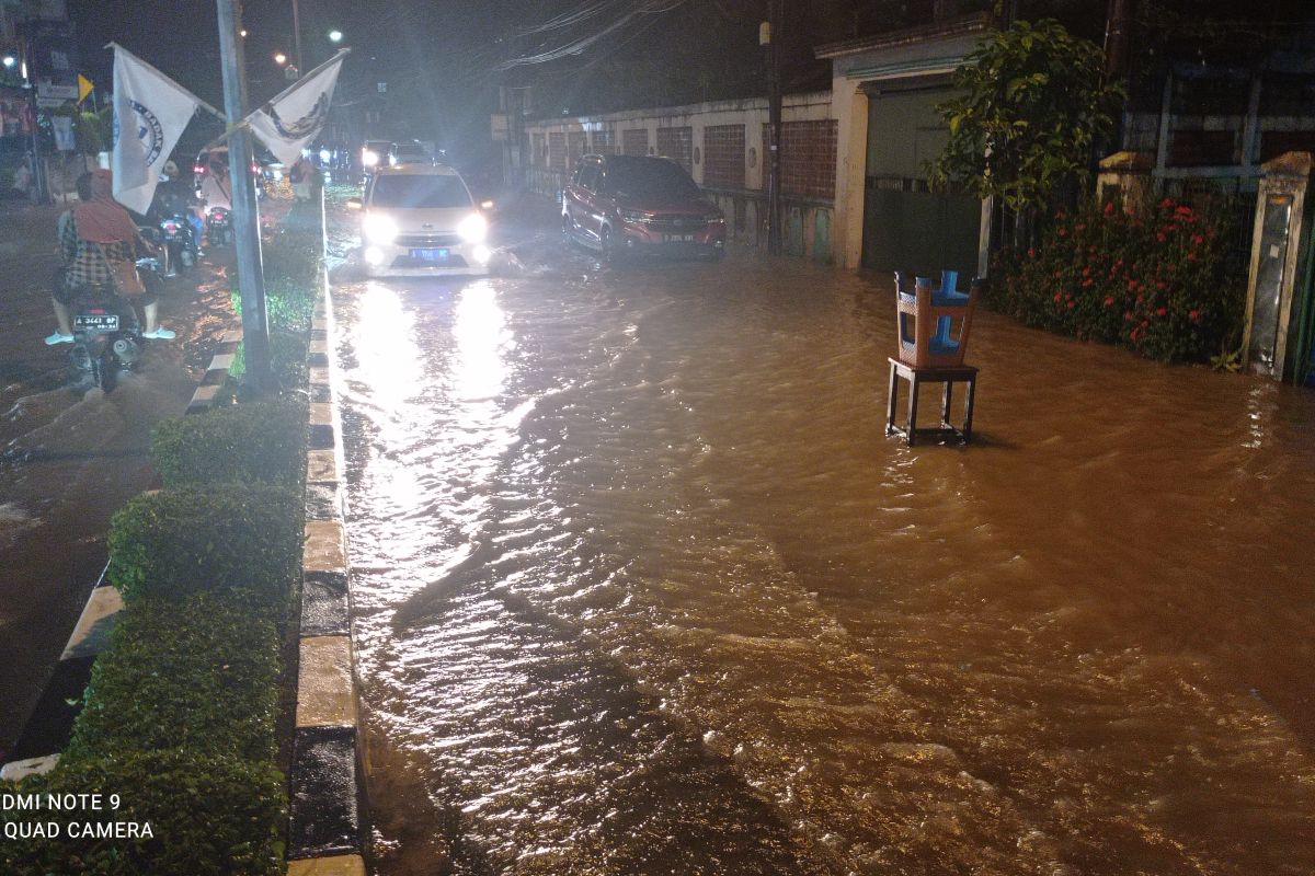 BPBD Kabupaten  Lebak minta warga waspada banjir dan longsor