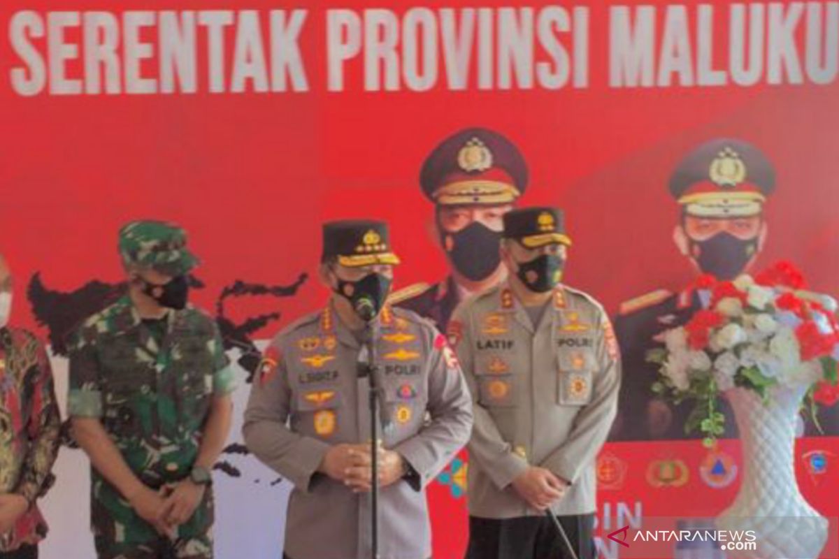 Kapolri tinjau pendidikan tatap muka di SMPN 6 Ambon