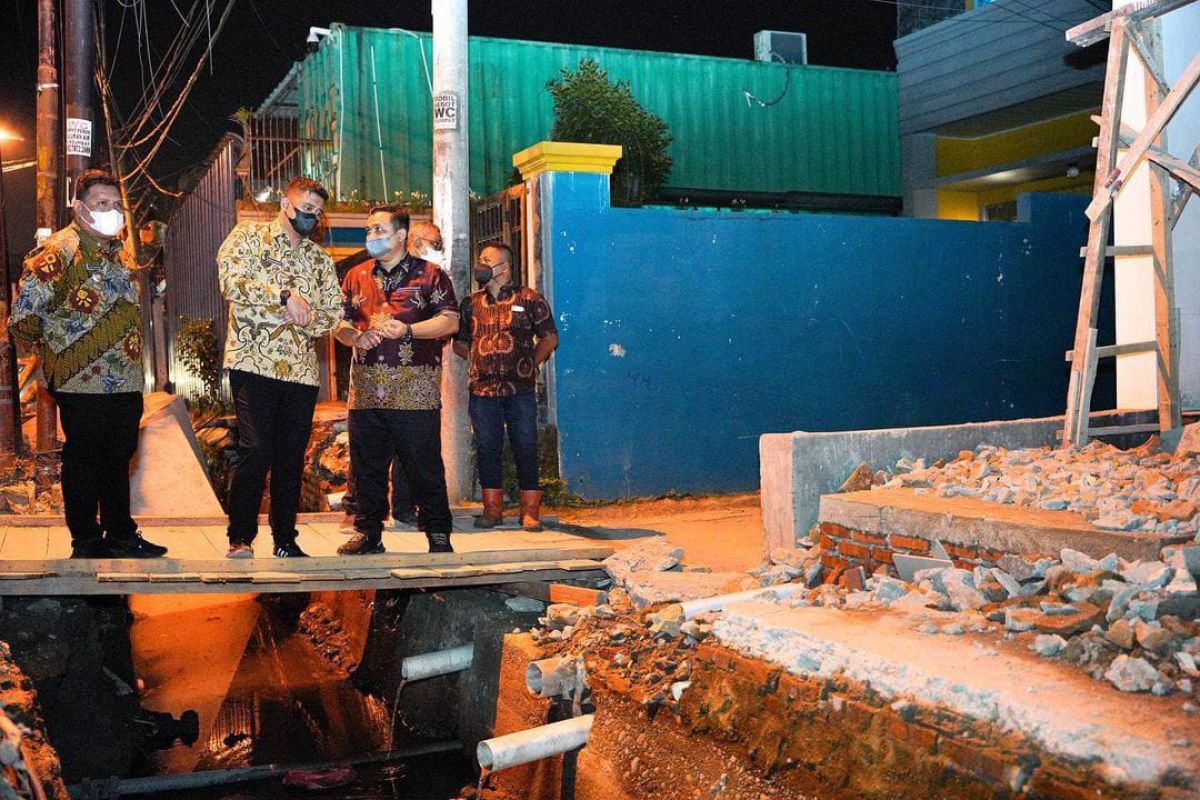 Dinas PU Kota Medan  kejar pengerjaan drainase atasi banjir