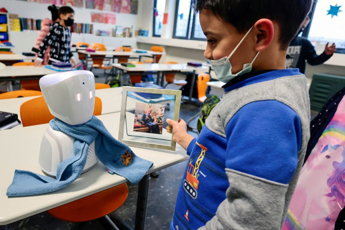 Kisah di balik robot jadi siswa dan bersekolah di Jerman