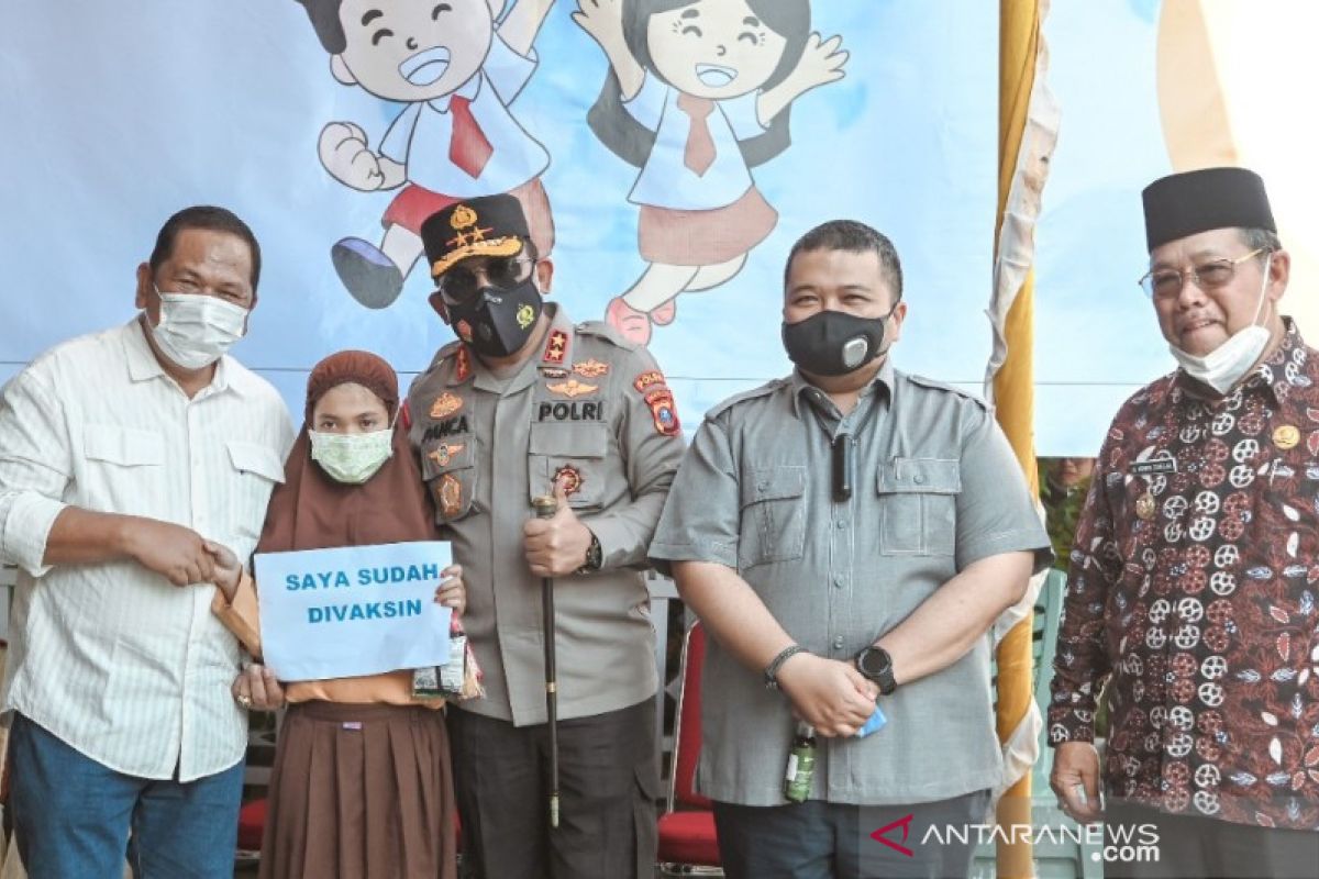 Wali Kota Padangsidimpuan dampingi Kapolda Sumut tinjau vaksinasi AUD