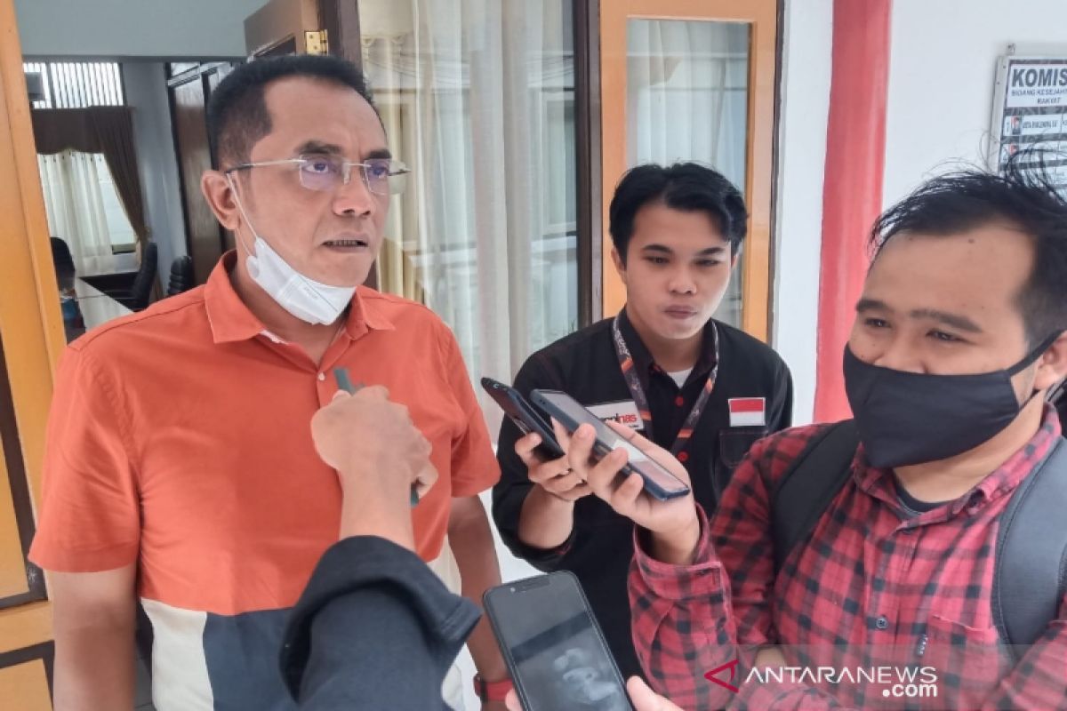 Ketua DPRD dukung Pemkot Palangka Raya wajibkan penggunaan taksi bandara