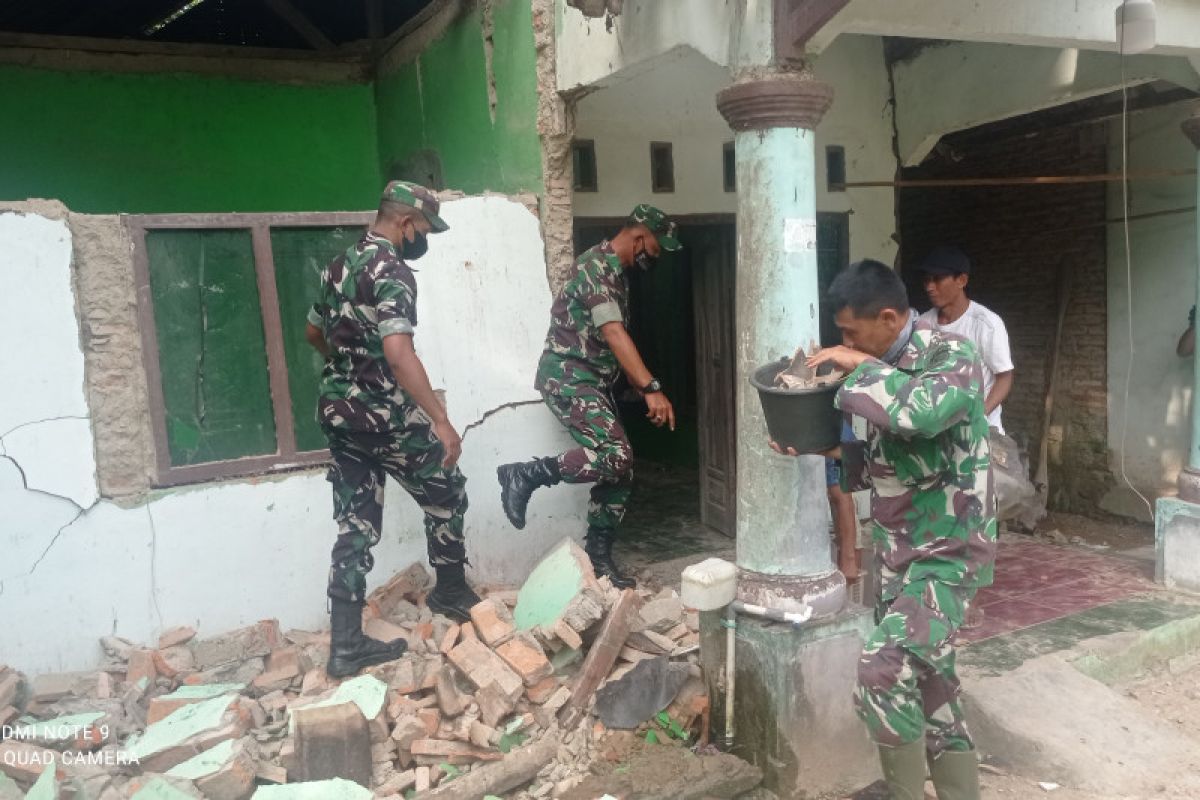 Rumah rusak di Pandeglang akibat gempa tambah menjadi 1.699 unit